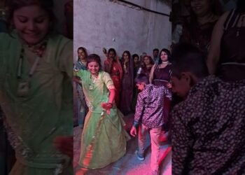 ममता-मोहित ने निकासी में डांस कैसे किया?#wedding#dj#love#song#trendingshorts#yoitubeshorts#shorts#yt