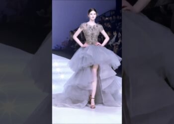 Marchesa🌸🦋#couture #fashion #beautiful #youtubeshorts #shortvideo #dress #viralvideo #shorts #video