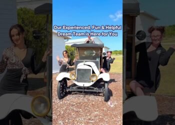 Ever After Farms Peach Wedding Venue #everafterfarms #weddingvenue #barnweddingvenue