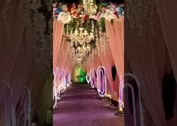 Easy wedding stage decoration ideas Indian Wedding reception stage design  2025 #stagedecoration
