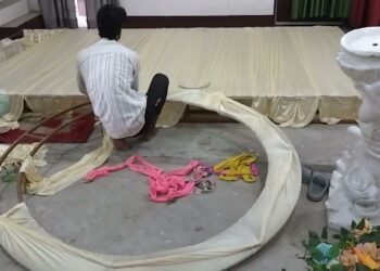 Easy wedding stage decoration ideas|Indian Wedding reception stage design,wedding stage ideas 2025