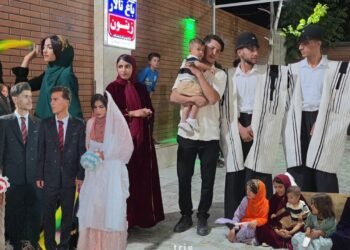 "Intimate Evening Wedding Celebration with Close Family"