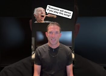 How does a marriage DJ handle song requests?? Watch this. #dj #weddingdj #weddinginspo #weddinginspo