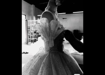 100% Handmade Beading Work Luxury Wedding Dress