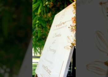 Wedding stage decorations | weddingplanners | keralawedding | traditionalweddings | Intimate wedding