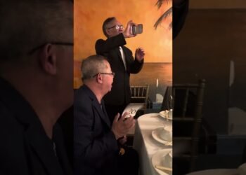 Wedding 💒 anniversary #4 Khmer restaurant in United States 🇺🇸 of America 🇺🇸