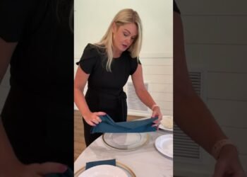 DIY Wedding Table Setting with Amy