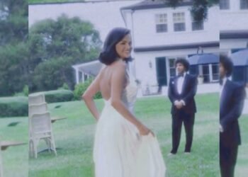 Selena Gomez tied the knot with Benny Blanco in an intimate wedding on Saturday, September twenty seventh. ✨