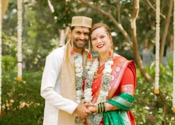 Echoing the couple’s affinity for simplicity while honoring traditions, this couple’s fusion wedding exuded joy and heat!