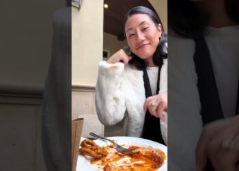 Tastings are the very best a part of wedding planning! 👰🏻‍♀️💍🤵🏼‍♂️ #coachmichellehong #bridetobe