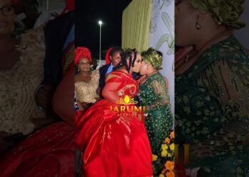 Eve Esin Beautiful Wedding Dress 4 #shorts #viral #youtubeshorts