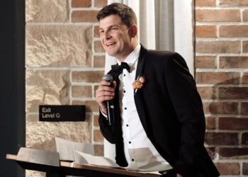 Funny & Heartfelt Best Man Speech by the Groom's Older Brother