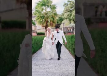 The proper Miami wedding venue | #VizcayaMuseum