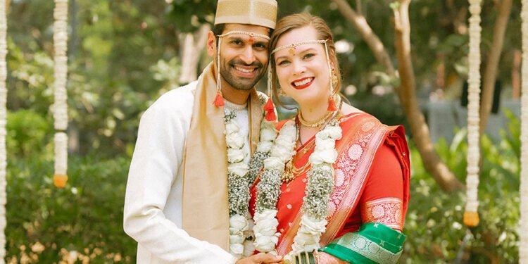 Echoing the couple’s affinity for simplicity while honoring traditions, this couple’s fusion wedding exuded joy and heat!