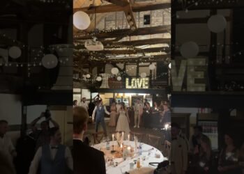 Bevor die Tanzfläche eröffnet wird…☝🏽#hochzeitstanz #hochzeitsdj #romantic #wedding #dj #hochzeit