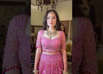 wedding #lehenga #trending #dressess #fashiontrends #fashion #dress #fashionstyle #wedding