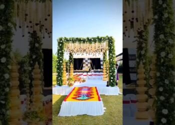 🌼 Chunni Kapda Decoration | Modern Flower Decoration Training Institute#shorts #trending #wedding