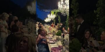 Nothing beats the sensation of a small, intimate wedding #smallwedding #weddingplanning #weddinginspo