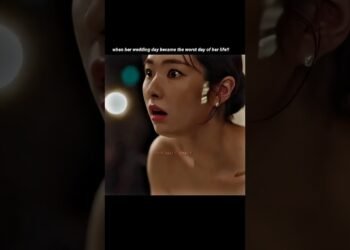 her wedding dress slip off on her wedding day ceremony in front of all of the guests!! 💔