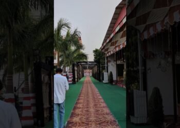 wedding venue bhi book ho chuka ep-4 #weddingvlog #weddingshopping #shorts #ytshorts #minivlog