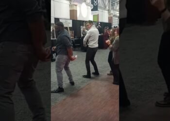 When DJs Do The Cupid Shuffle #dj #wedding #linedance #cupidshuffle #dance