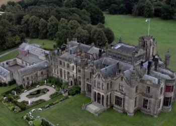 UK Wedding Castle Rentals – The Best UK Wedding Venues – Luxury Castles For Rent