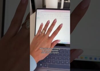 let the marriage PLANNING start 💍👩🏼‍💻🤍 tutorials incoming #newlyengaged #weddingplanning #aiagent