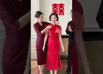 Chinese cheongsam wedding dress #wedding #shortvideo #makeup #dress #cute #huazuoyi