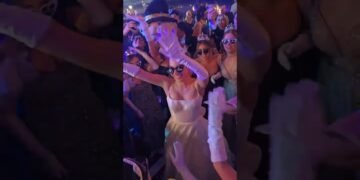 Bride’s Wedding Party Dance Goes Viral | Fun Wedding Moments #wedding #funny #shorts #trending
