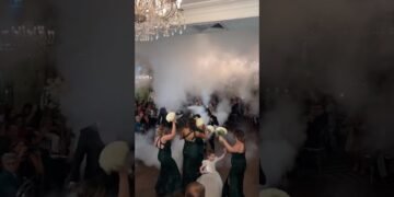 Watch this bridal party bring the VIBES to their entrance 🔥  #wedding #weddingparty #energy