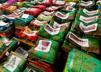 Latest designer party wear Silk Saree for wedding/party/farewell| trending Designer saree