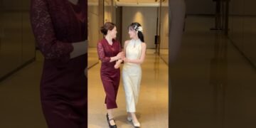 Romantic Chinese Wedding Dress Moment | Elegant Recent Chinese Style Bridal Look 💍✨ #wedding #shorts