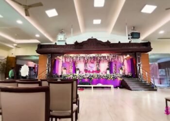 Grand Wedding Reception Decor | Elegant Floral Stage Design | Dwaraka Grand Palace | Chennai