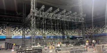 Complete Stage & Truss System for Events & Wedding