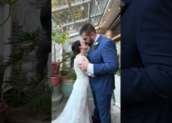 Wedding Party Reveal at Zorvino Vineyards | Sandown, NH