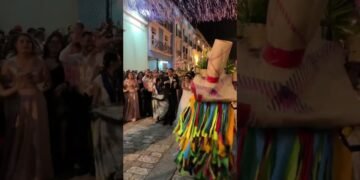 A Wild Mexican Wedding Party! #subscribetomychannel #oaxaca #mexico #travelvlog #2023 #livemusic