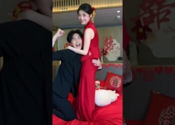 Beautiful Chinese Wedding Dress Look ❤️ Elegant Red Bridal Outfit #wedding #shorts