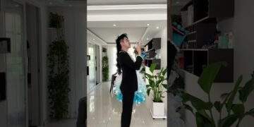 Am I handsome? Am I beautiful?  #dance #duet #wedding #weddingdress #love #fashion #cute #dress