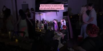 Bad Bunny will all the time be a go to on my DJ sets! #badbunny #music #dance #wedding #weddingdj