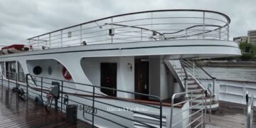 WEDDING VENUES SERIES – Yatchs de Paris