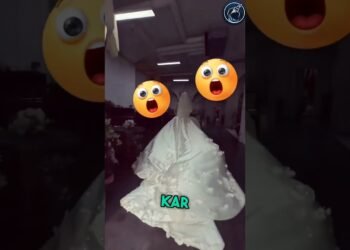 This Woman was Running in her Wedding dress | But when is her Wedding 😱🫡 #respect #shorts #ytshorts