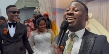 WATCH THE GLAMOROUS ENTRANCE OF BBO & HIS WIFE TO THEIR WEDDING PARTY USHERED  IN BY KAMO STATE