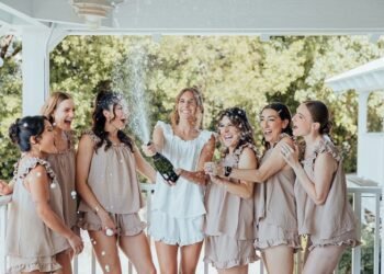 How to Plan a Stress-Free Wedding Getting Ready Timeline