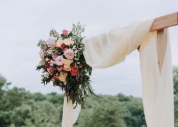 Wedding Anniversary Party Ideas: 35 Ways to Celebrate Every Milestone