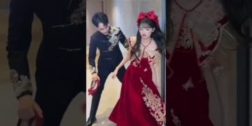 Stunning Chinese Wedding Dress 😍 Latest Style Qipao Took Everyone by Surprise! #wedding​ #shorts​