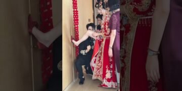 She Bowed First… A Love Story in Traditional Chinese Wedding Dress ❤️✨ #wedding #love #shorts