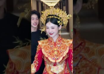 Stunning Chinese Wedding Dress 😍 Recent Style Qipao Took Everyone by Surprise! #wedding​ #shorts​