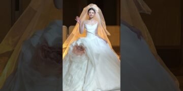 Have a look at my wedding dress! Wedding gown, Fuyang wedding dresses, Fuyang bridal makeup, Fuyang makeup