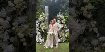 intimate wedding in Bali Elopement waterfall #balielopement #baliwedding  #intimateweddingbali #bali