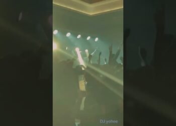 Dance like no person’s watching!Wedding vibes with DJ Yohee